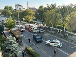 Violento incidente a Bra: tre feriti nello scontro tra auto in viale Madonna dei Fiori [FOTO]