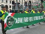 Adunata degli Alpini, Genova celebra le ‘Penne Nere’. Bucci e Salis: “La miglior risposta alle polemiche è stata la città”