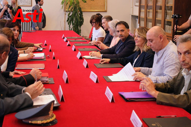 Firmati in Prefettura i protocolli per la videosorveglianza di 30 comuni astigiani