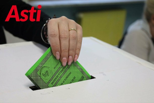 Referendum, nell'Astigiano la prima giornata si è chiusa con un'affluenza che ha sfiorato il 47 per cento Referendum, nell'Astigiano la prima giornata si è chiusa con un'affluenza che ha sfiorato il 47 per cento