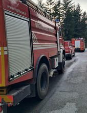 Mezzo agricolo si ribalta a Bagnolo Piemonte: un ferito