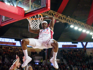 Puoi costringere i tifosi a rinunciare a qualsiasi cosa, tranne che ai sogni… Puoi costringere i tifosi a rinunciare a qualsiasi cosa, tranne che ai sogni…