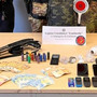 Blitz contro lo spaccio nei boschi di Vergiate: un arresto e una denuncia. Bloccato un pusher armato di fucile a pompa Blitz contro lo spaccio nei boschi di Vergiate: un arresto e una denuncia. Bloccato un pusher armato di fucile a pompa