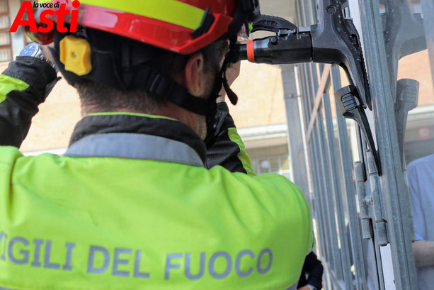 Dramma all'alba a Nizza Monferrato: fumo letale in un alloggio, trovato morto un uomo Dramma all'alba a Nizza Monferrato: fumo letale in un alloggio, trovato morto un uomo