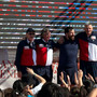 Sanremo, i campioni sono qui: piazzale Dapporto invaso da bambini per Panatta, Graziani, Lucchetta e Castrogiovanni (Foto e video)