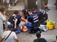 Grave e improvviso malore per una donna di 80 anni in piazza San Giuseppe, salvata per miracolo da un poliziotto Grave e improvviso malore per una donna di 80 anni in piazza San Giuseppe, salvata per miracolo da un poliziotto