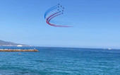 French Flyair, il cielo di Mentone protagonista di uno spettacolare meeting aereo (Foto) French Flyair, il cielo di Mentone protagonista di uno spettacolare meeting aereo (Foto)