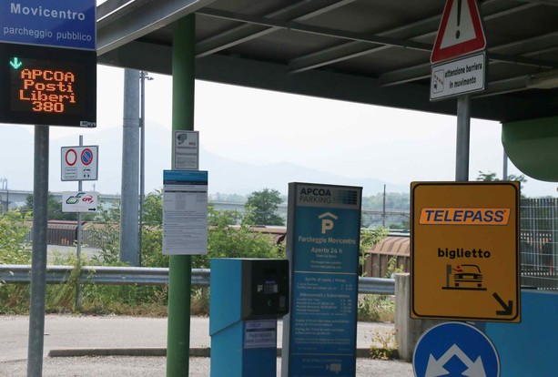 Parcheggi del Movicentro, il Comune davanti a una scelta obbligata: proroga fino al 2047 o rischio contenzioso