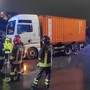Tragedia a Sampierdarena, tir travolge e uccide un pedone