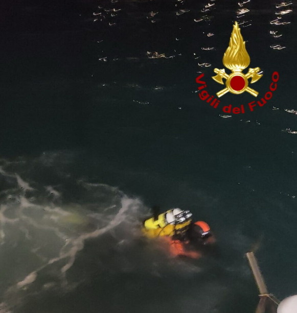 Ponente con il fiato sospeso: proseguono le ricerche dei due giovani alle Calandre e dell’80enne scomparso Ponente con il fiato sospeso: proseguono le ricerche dei due giovani alle Calandre e dell’80enne scomparso