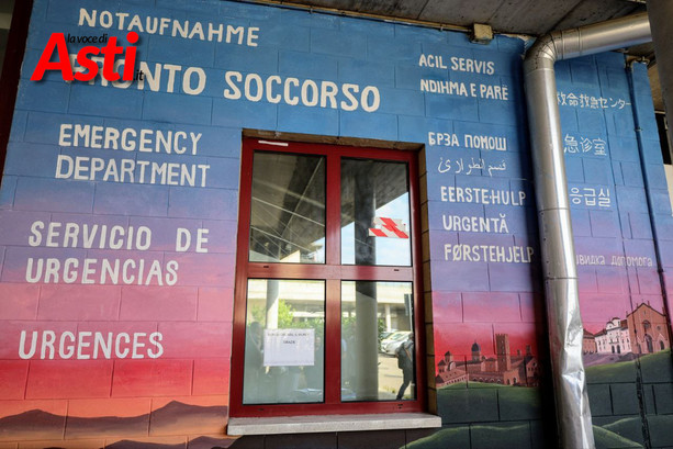 Asti, ancora violenza al pronto soccorso: stesso aggressore di pochi giorni fa, infermiere colpito con un pugno Asti, ancora violenza al pronto soccorso: stesso aggressore di pochi giorni fa, infermiere colpito con un pugno