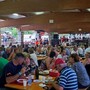 A SPASSO NEL WEEKEND. La festa nel bosco e quella alpina, lo street food, la sagra della birra e dei pescatori, i mondiali di motoscafi elettrici: estate da vivere tra laghi e colline