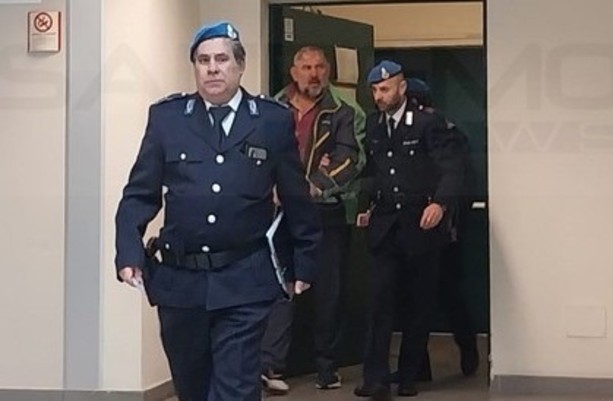 Muore in Romania il camionista che investì Mohtadi Doukhani: si chiude il fascicolo sulla grave tragedia di Valle Armea a Sanremo Muore in Romania il camionista che investì Mohtadi Doukhani: si chiude il fascicolo sulla grave tragedia di Valle Armea a Sanremo