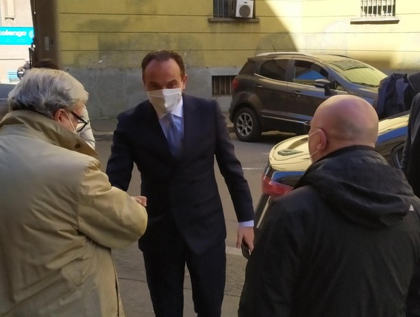 Vaccini, Cirio schiera il suo “esercito”: “Obiettivo 30mila dosi giornaliere entro metà aprile” [VIDEO]