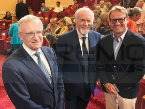 Grande pubblico al Casinò per il Premio Semeria: applausi per Ricci, Ercoli Finzi, Forte e Preziosi (Foto e Video) Grande pubblico al Casinò per il Premio Semeria: applausi per Ricci, Ercoli Finzi, Forte e Preziosi (Foto e Video)