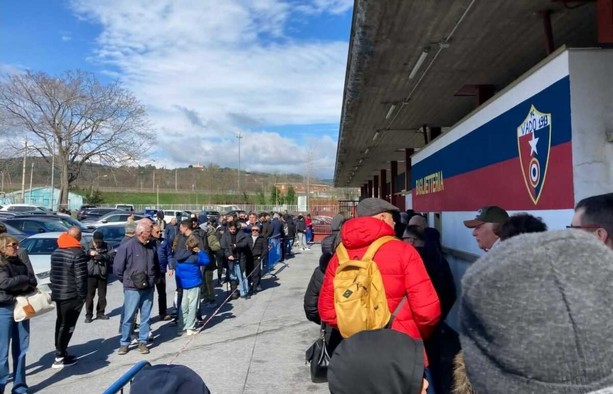 Calcio | Vado. Caos parcheggi al Chittolina, in arrivo una nuova concessionaria d'auto