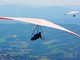 Deltaplani e parapendio tornano a colorare i cieli del Torinese e del Perugino Deltaplani e parapendio tornano a colorare i cieli del Torinese e del Perugino