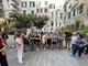 Il Centro Storico non si arrende al declino: in piazza don Gallo il presidio di comunità per riprendersi gli spazi condivisi