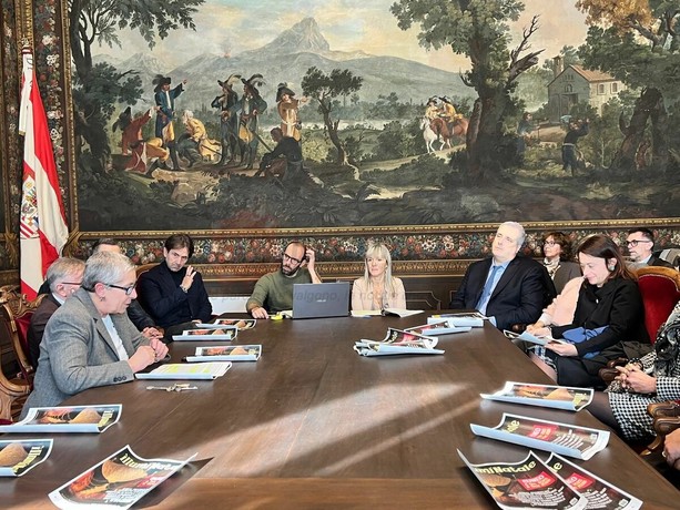 Cuneo si veste di barocco e si prepara ad un mese di eventi e spettacoli con IllumiNatale 2025 Cuneo si veste di barocco e si prepara ad un mese di eventi e spettacoli con IllumiNatale 2025