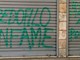 "Pedofilo infame", insulti e serrande abbassate per il minimarket delle moleste di Borgo Vittoria