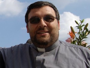 Imprenditore di Saluzzo indagato ad Asti per l'incidente di Don Robella. Il legale: "Era sobrio" Imprenditore di Saluzzo indagato ad Asti per l'incidente di Don Robella. Il legale: "Era sobrio"