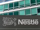 La multinazionale Nestlè continua ad operare in Russia: polemiche