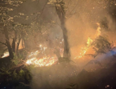 Incendi in Val d'Ossola causati dai fulmini dei temporali: elicotteri in azione su più fronti