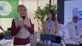 Andora, "Azzurro Pesce d'Autore" parte alla grande: a Licia Colò il Premio Azzurro per la tutela dell'ambiente (FOTO e VIDEO)