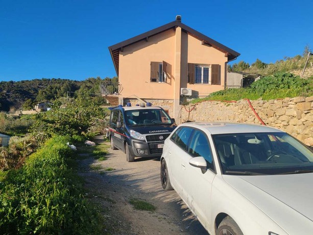 Bimba morta, i Ris al setaccio anche la villetta di Bordighera: controlli a sorpresa dopo le verifiche a Perinaldo (Foto e Video)