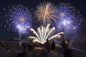 Cannes ospita il Festival Internazionale di Arte Pirotecnica 2026 con sei spettacoli nella Baia della città (Foto)