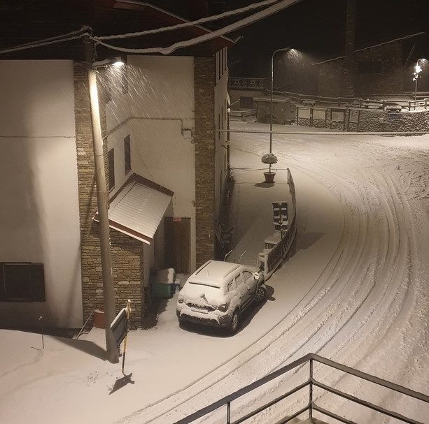 Maltempo senza tregua: pioggia intensa nell’Imperiese, nevicate tra basso Piemonte e Liguria, fiumi sotto controllo