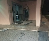 Bancomat nel mirino, assaltato nella notte lo sportello Bper di Scarnafigi: a segno il colpo Bancomat nel mirino, assaltato nella notte lo sportello Bper di Scarnafigi: a segno il colpo