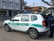 Si lanciano dall'auto in corsa per sfuggire alla polizia locale: denunciato a Cocquio il conducente per guida sotto l'effetto di stupefacenti