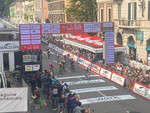 In via Sacco è volata rosa: vince l'italiana Eleonora Gasparrini In via Sacco è volata rosa: vince l'italiana Eleonora Gasparrini