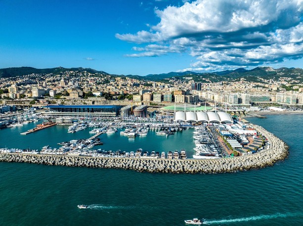 Palasport, l’amministrazione tira il freno e chiede il parere dell’Avvocatura: “Serve trasparenza, stop a nuove autorizzazioni”