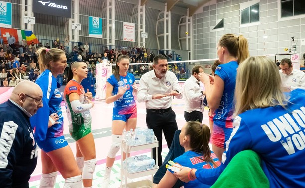 Marchiaro e il volley pinerolese: un lungo amore con la “medicina dell’esonero” Marchiaro e il volley pinerolese: un lungo amore con la “medicina dell’esonero”