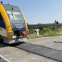 Lagnasco, autoarticolato abbatte le sbarre del passaggio a livello e si allontana. Indagini per risalire al responsabile Lagnasco, autoarticolato abbatte le sbarre del passaggio a livello e si allontana. Indagini per risalire al responsabile