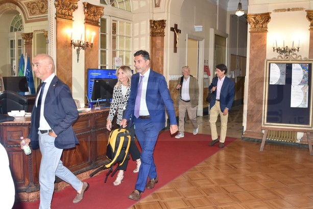 Accordo Rai-Comune per i prossimi tre Festival di Sanremo: nessun commento del giorno dopo ma come procederà la pratica?