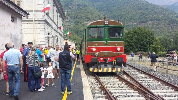EVENTI / Weekend di fiere e sagre in tutta la Granda, ma domani anche il treno storico sulla Ceva-Ormea EVENTI / Weekend di fiere e sagre in tutta la Granda, ma domani anche il treno storico sulla Ceva-Ormea