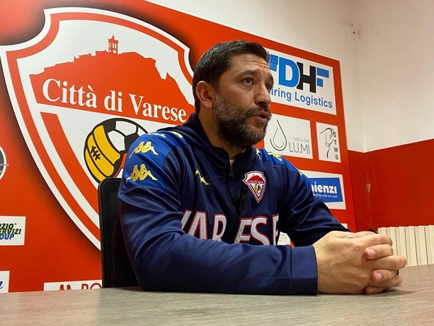 FLASH. Floris non è più l'allenatore del Varese