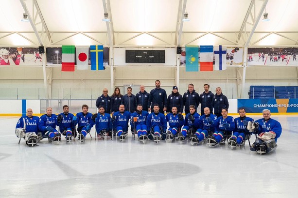 Ecco la nazionale di cui oggi non sentirete parlare, eppure è la migliore di tutte: ragazzi dal Para Ice Hockey, grazie dell'impresa mondiale