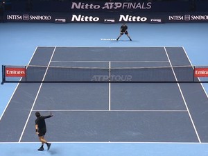 Il grande cuore di Musetti esalta l'Inalpi Arena: sconfitto da De Minaur, l'azzurro resta ancora in corsa