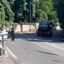 Carambola tra auto in viale Valganna, due feriti e traffico in tilt