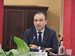 Diktat di Lo Russo ai negozi di Torino: "Con caldo torrido, tenete chiuse le porte con aria condizionata accese"