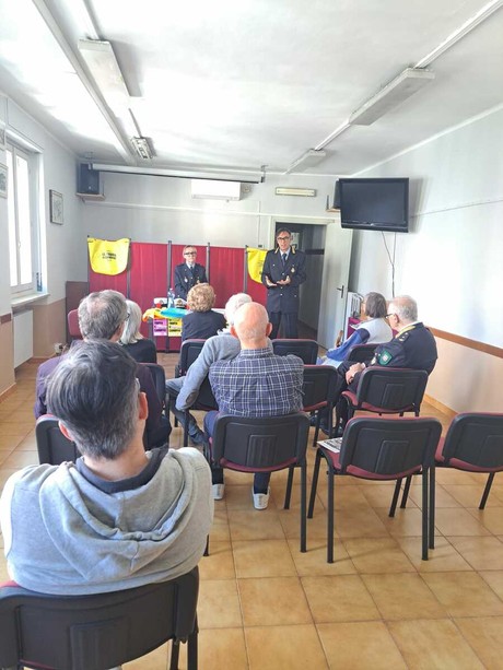 Truffe agli anziani, incontro a Cavoretto: “Oggi i raggiri passano soprattutto dai cellulari”