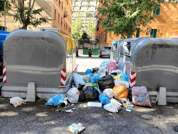 Emergenza rifiuti, Terrile: “Situazione complessa ma in via di risoluzione. Entro venerdì torneremo alla normalità della raccolta”