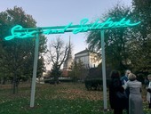 Le Luci d’Artista illuminano la città: accese le nuove opere di Tracey Emin, Patty Smith e Gintaras Didziapetris Le Luci d’Artista illuminano la città: accese le nuove opere di Tracey Emin, Patty Smith e Gintaras Didziapetris