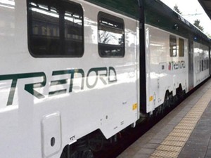 Tentano di rubare rame nella notte e tranciano i cavi. Treni in tilt da e per Malpensa