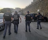 Movida, bivacchi e sicurezza tra Punta Vagno e Corso Italia: il bilancio dei controlli estivi a Genova Movida, bivacchi e sicurezza tra Punta Vagno e Corso Italia: il bilancio dei controlli estivi a Genova
