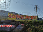15enne muore folgorato al luna park di Spotorno: al via un'inchiesta, su tutta l'area "chiusura totale" (FOTO)